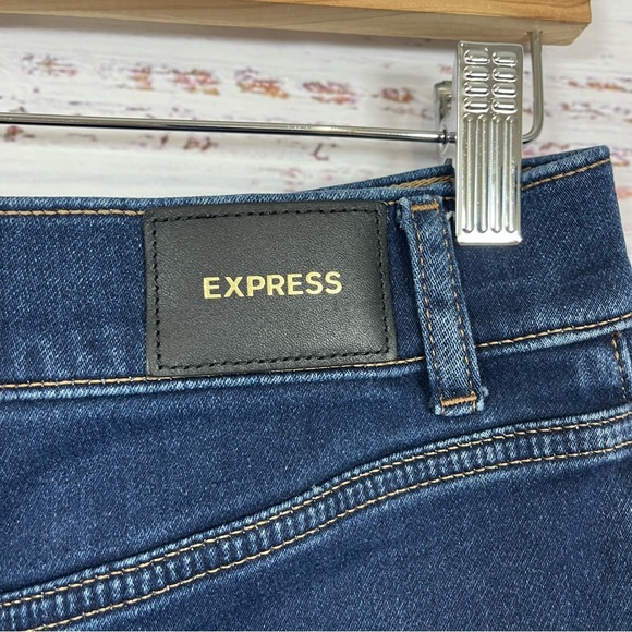 Express Super High Rise Mom Distressed Jean Shorts - Picture 6 of 16